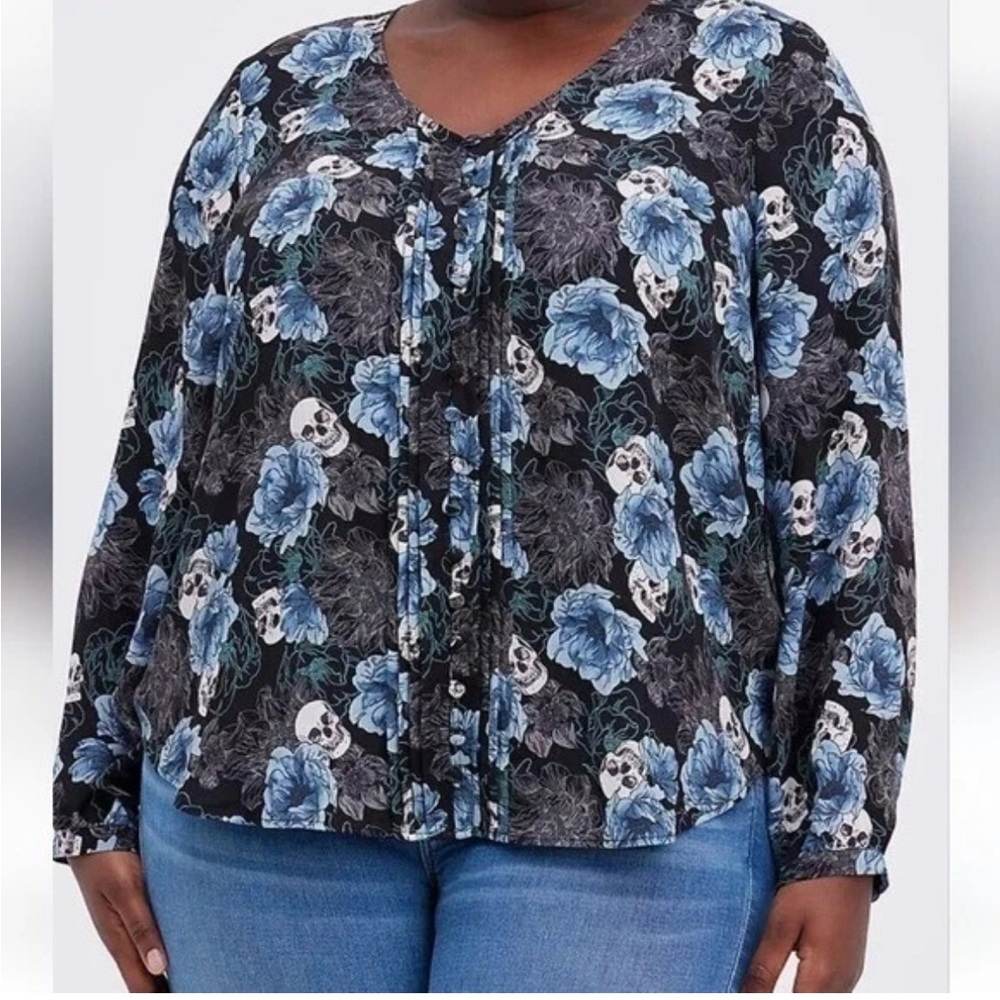 Torrid floral skull flowers novelty print sheer blouse top size 4x dark academia